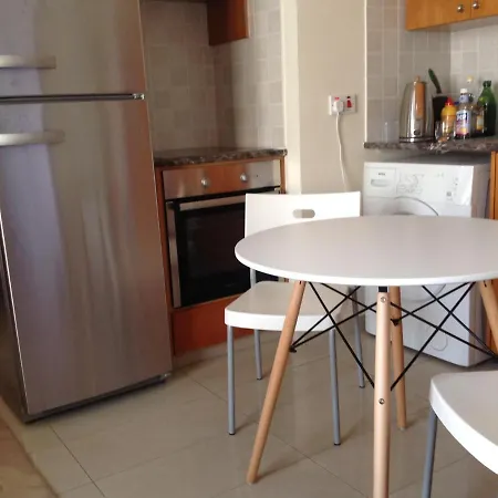 Stasinou Studio דירה לרנקה
